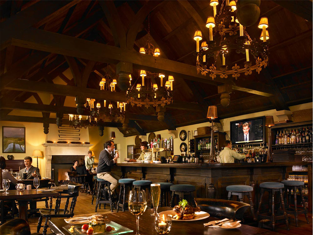 The Hotel Equinox - Dining